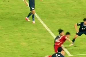 10-11賽季的貝爾巴托夫有多猛？強勢收獲英超金靴！